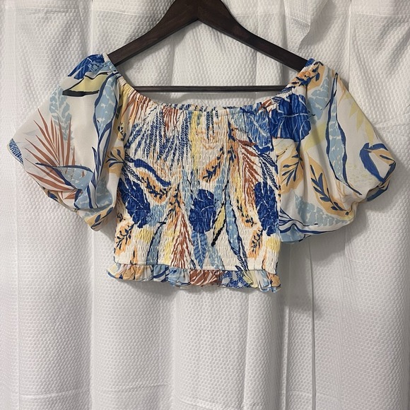 Flying Tomato Womens Cropped Top Size S Tropical Floral Vibrant Vacation Resort - Picture 2 of 6